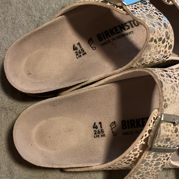 Sz 40 Birkenstock sandals - Picture 8 of 8